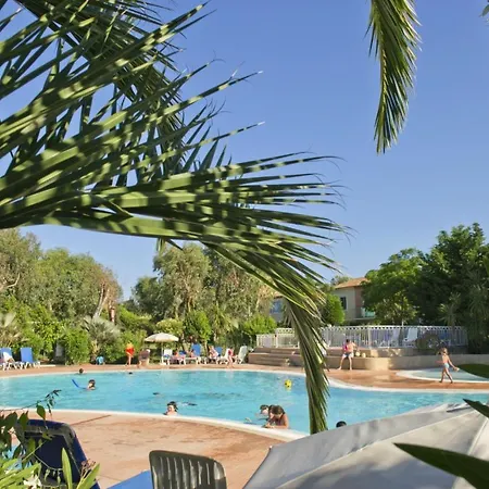 Apartment Le Hameau De La Pinede 2p 4/5p 4s Carqueiranne
