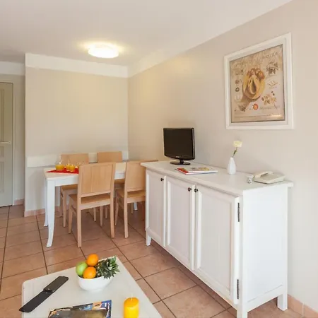 Apartment Le Hameau De La Pinede 2p 4/5p 4s Carqueiranne